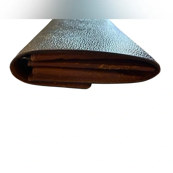 Authentic Louis Vuitton Long Brown Monogram Sarah Wallet